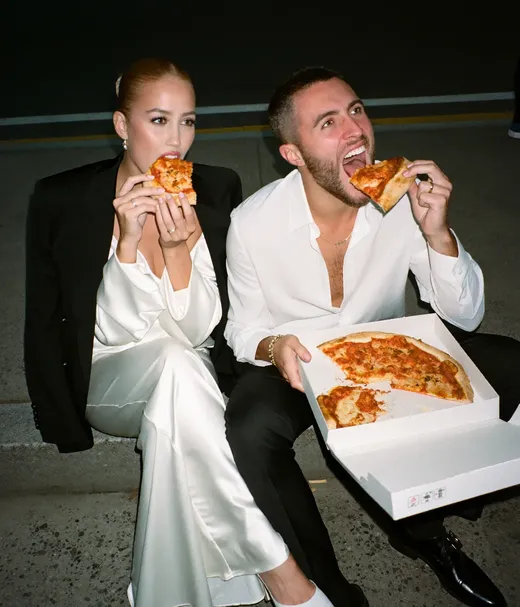 Curb pizza