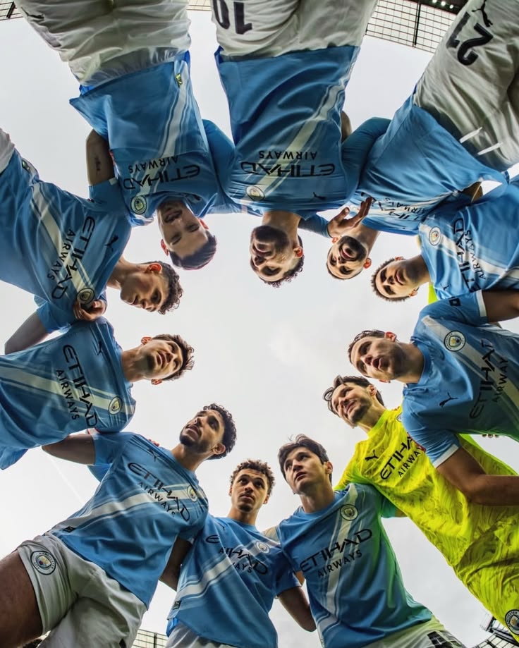 Team photo 1 in album preview